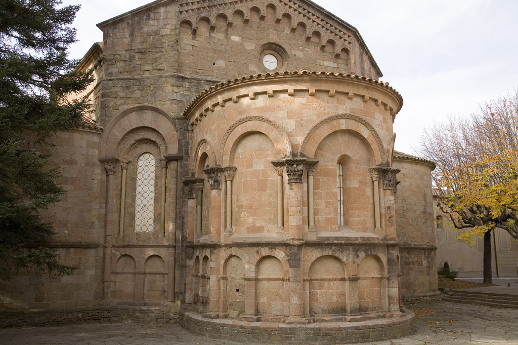 Monasterio de Sant Joan de les Abadesses Visit Pirineus Monasterio de Sant Joan de les Abadesses Visit Pirineus